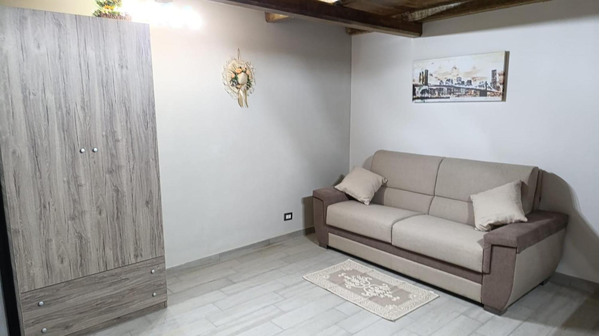 Guest house Porta Garibaldi 1 *
